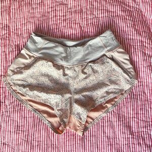 Outdoor voices Hudson shorts pink